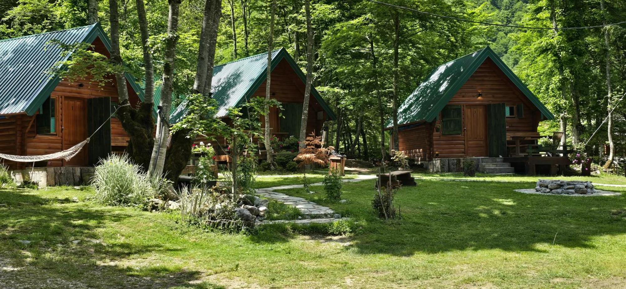 Bungalows Prokletije Gusinje Exteriör bild