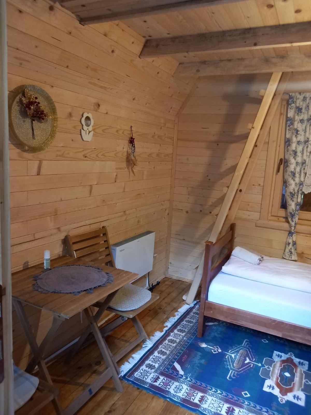 Bungalows Prokletije Gusinje Exteriör bild